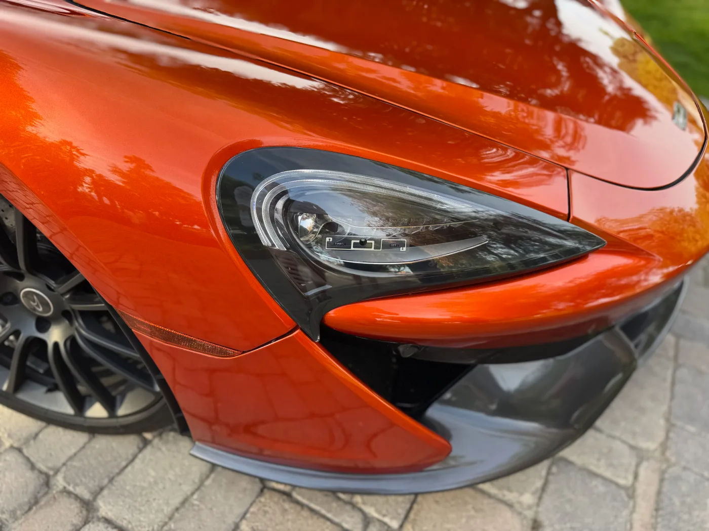 McLaren 570S - View 10