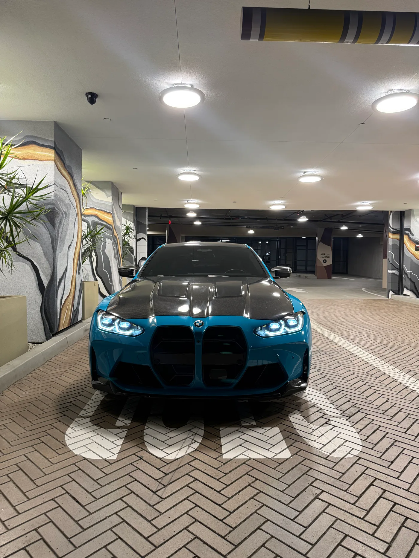 BMW M4 Comp XDrive - View 2