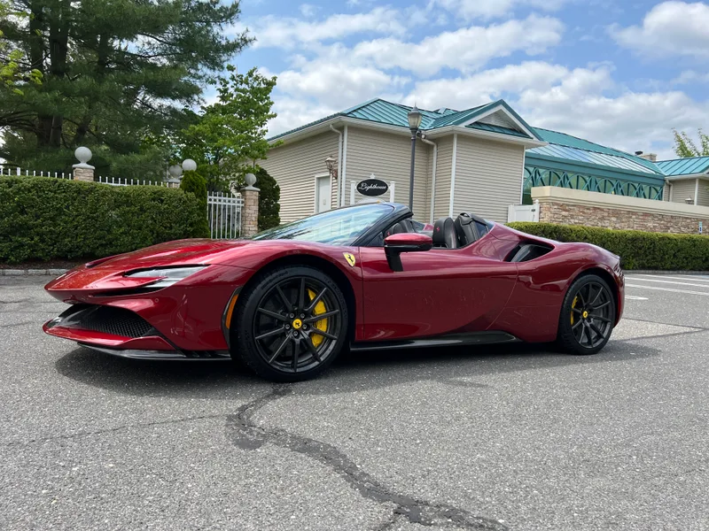 2023 Ferrari SF90 Spider