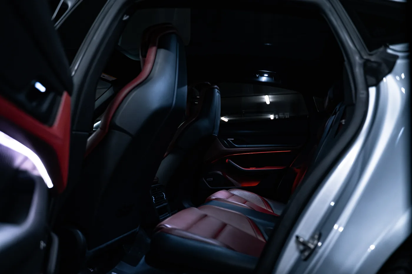 Porsche Taycan - View 8