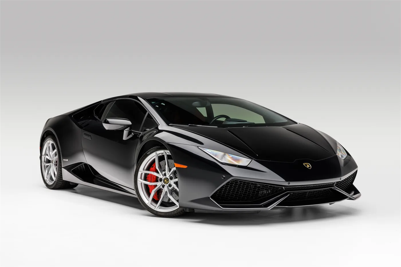 2015 Lamborghini Huracan LP610-4 - View 3