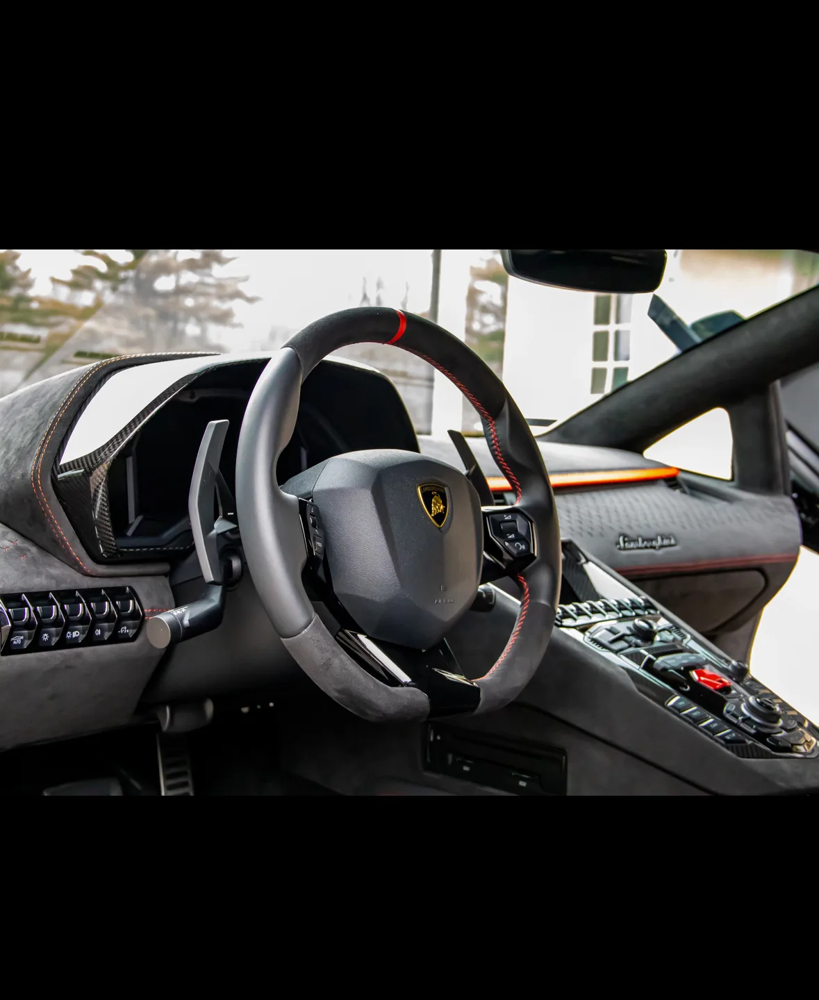 2022 Lamborghini Aventador Ultimae Roadster - View 10