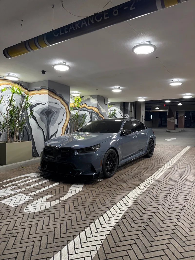 2025 BMW M5