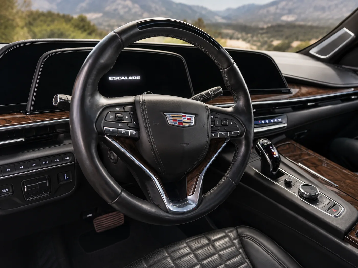 Cadillac Escalade - View 3