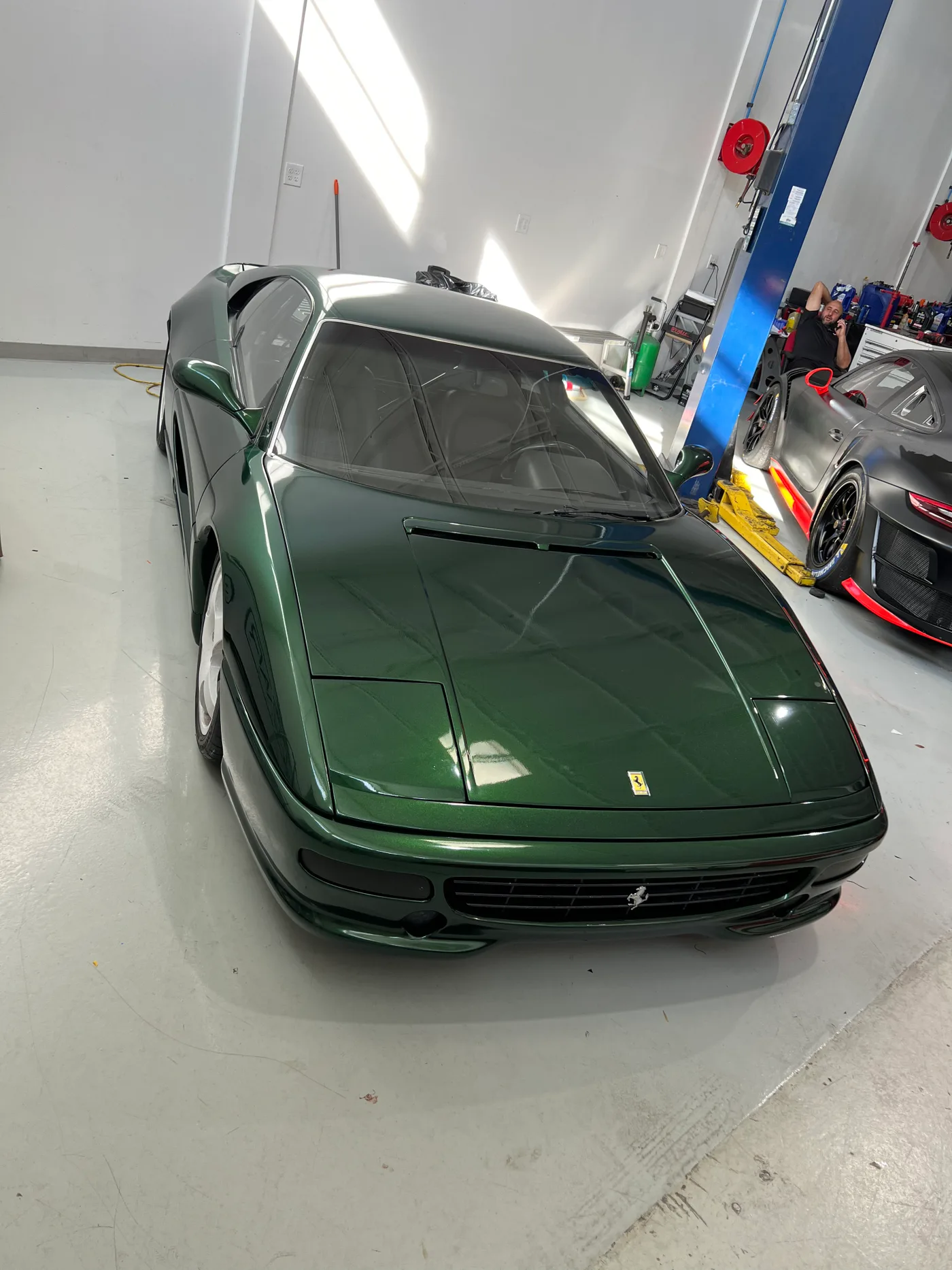 1995 Ferrari F355 Berlinetta - View 4