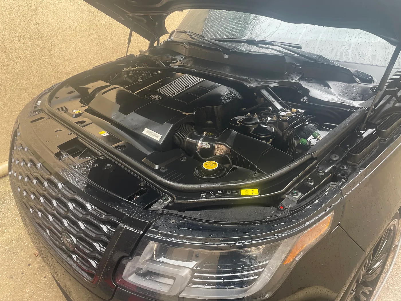 2020 Land Rover Range Rover HSE Supercharged - View 9