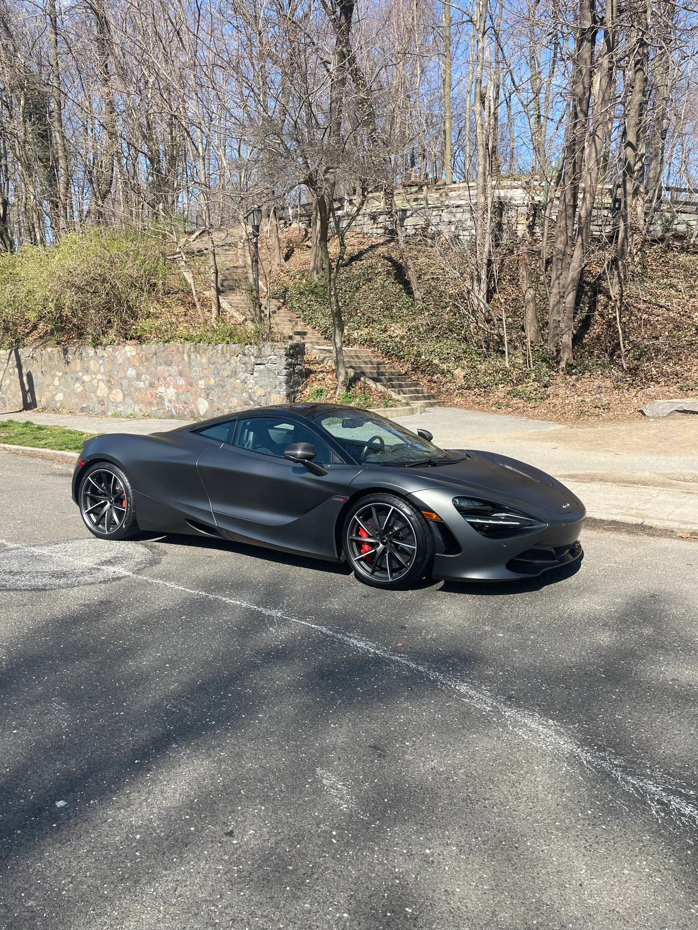 2019 McLaren 720s Luxury - View 3