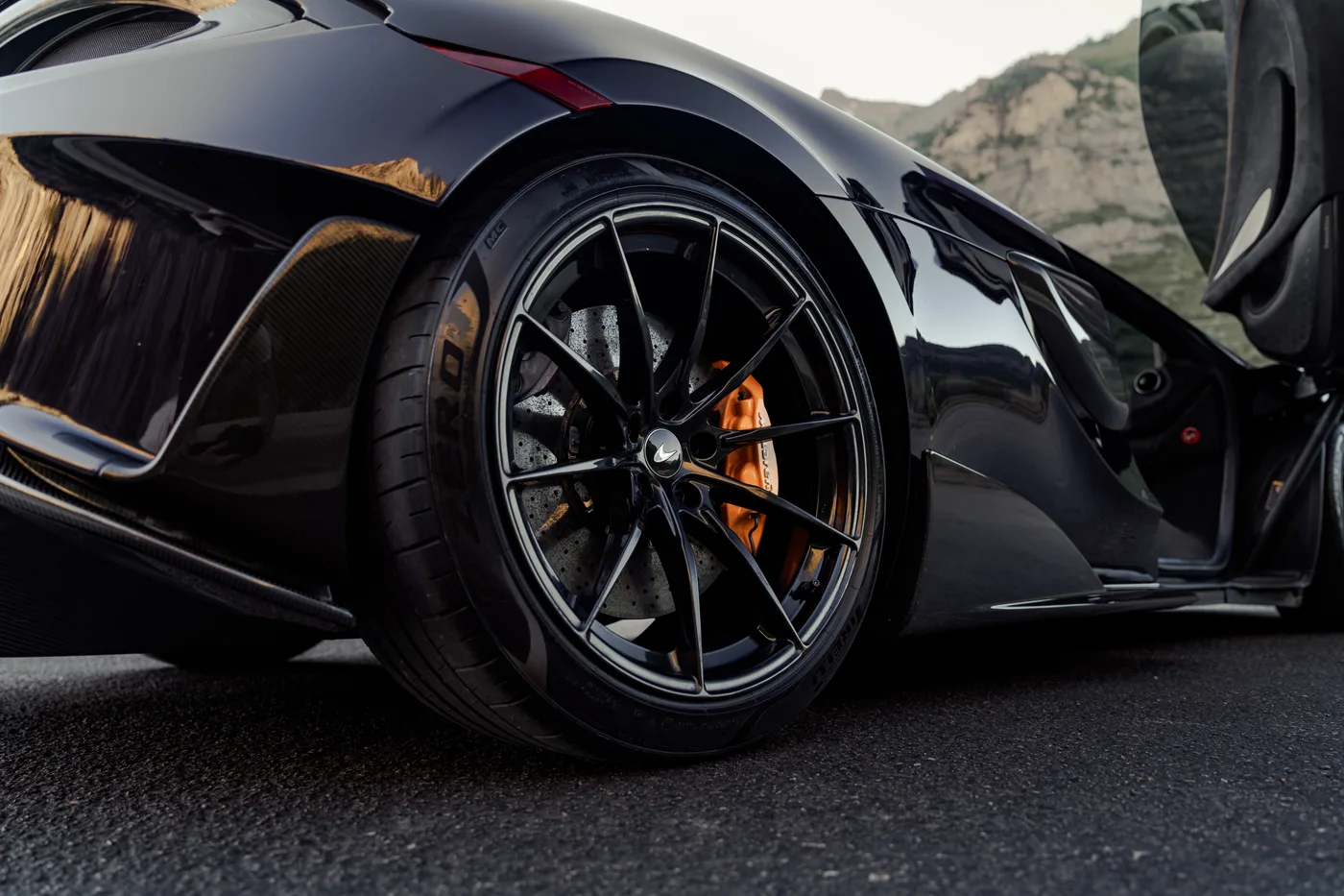 McLaren 600LT - View 5