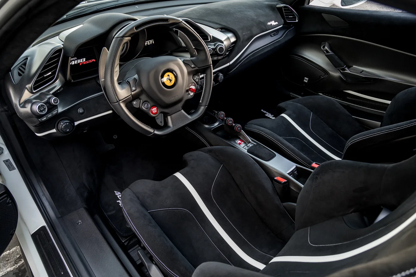 2019 Ferrari 488 GTB Base - View 7