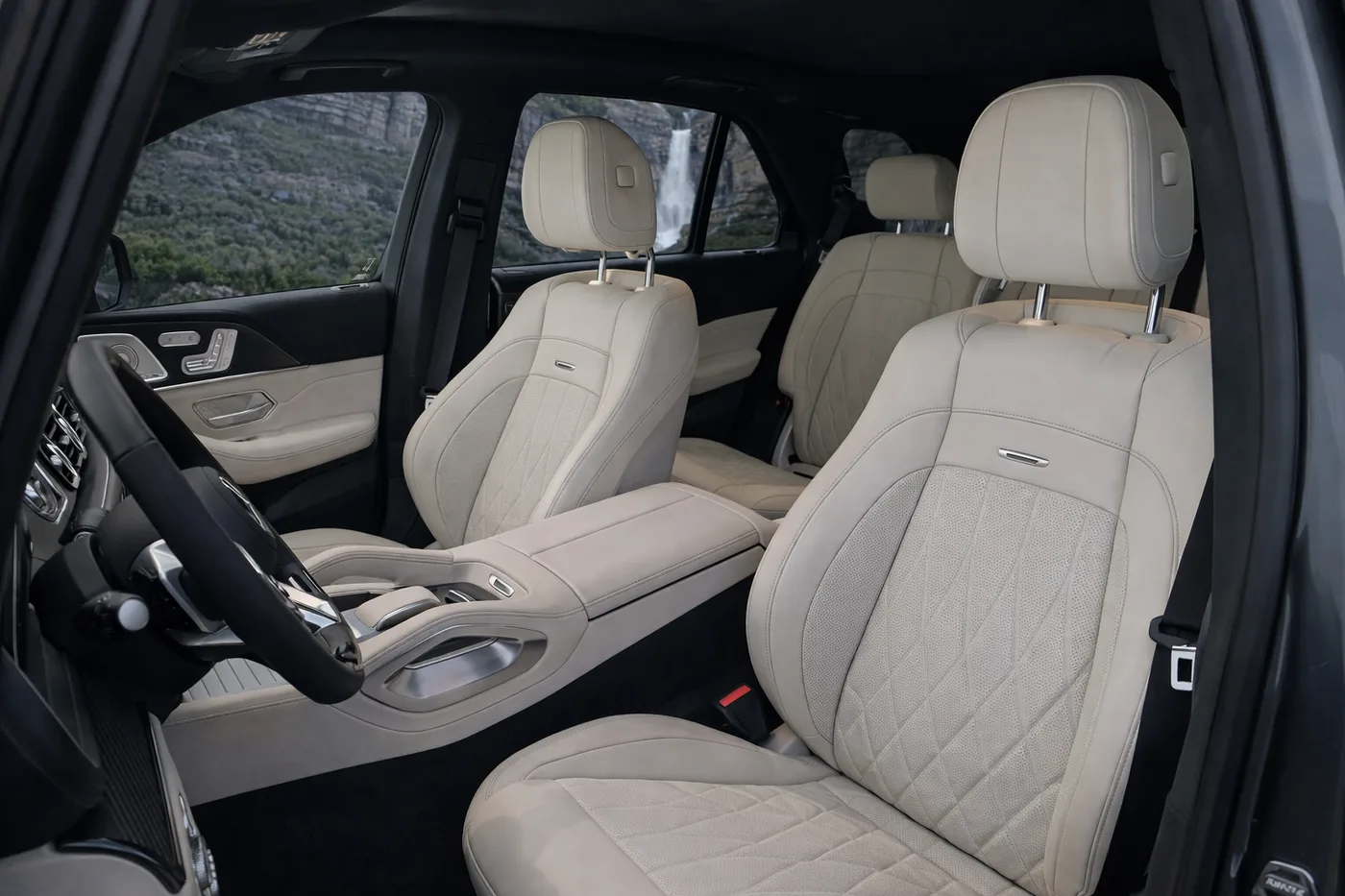 Mercedes-Benz GLE63 AMG S - View 9