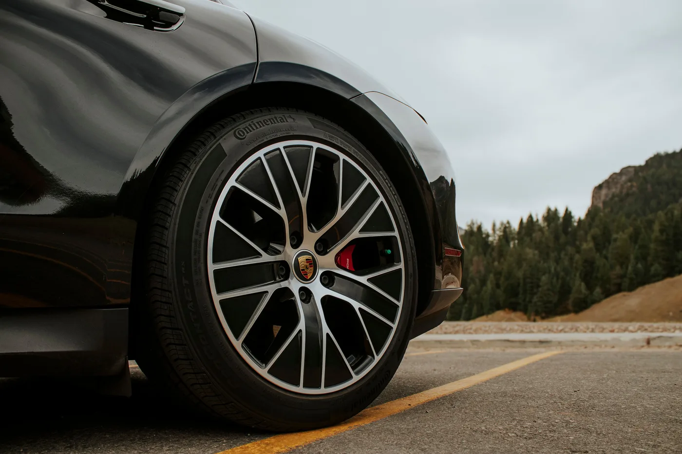 Porsche Taycan 4S - View 6