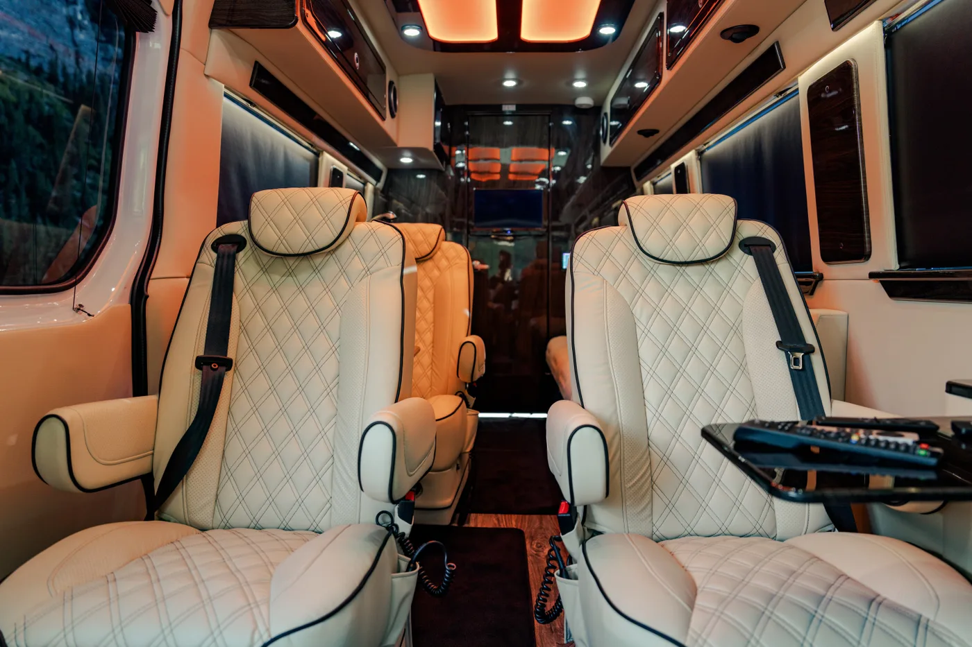 Mercedes-Benz Sprinter Midwest Automotive S6 AWD - View 9