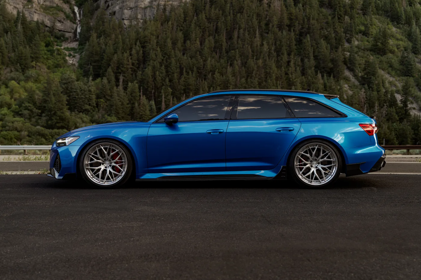 Audi RS6 - View 6