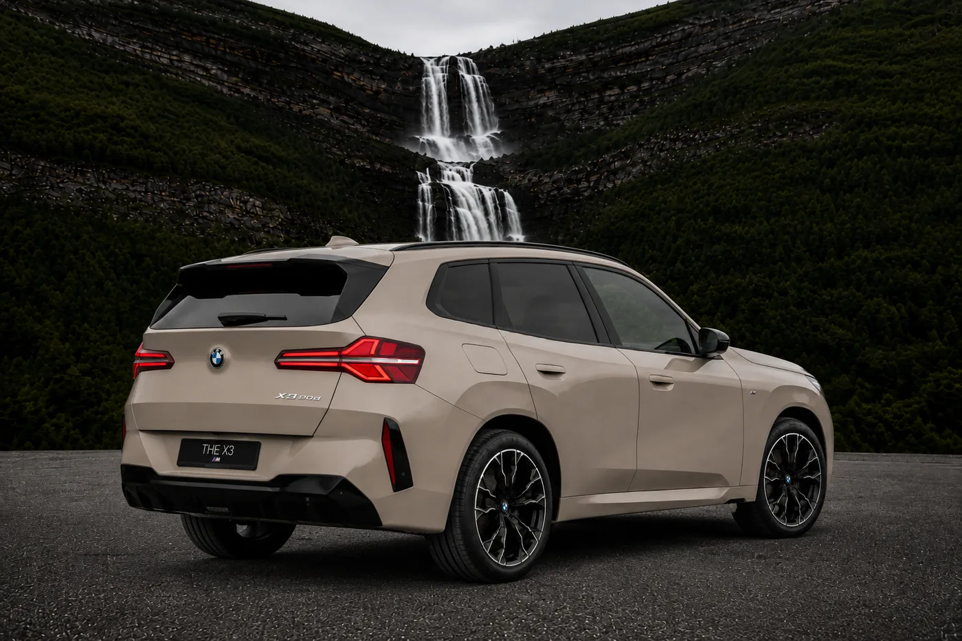 BMW X3M - View 4