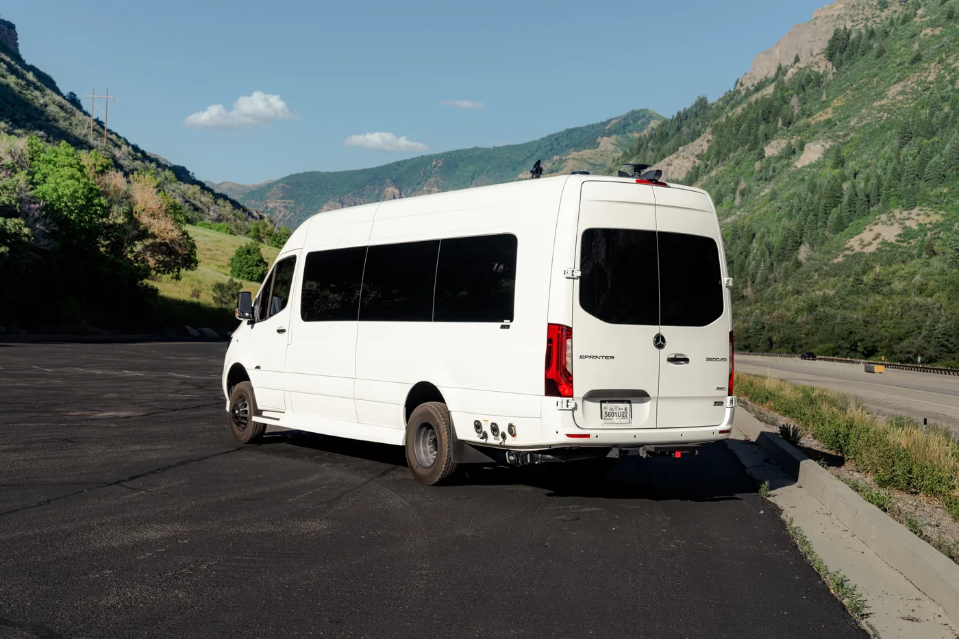 Mercedes-Benz Sprinter Midwest Automotive S6 AWD - View 4