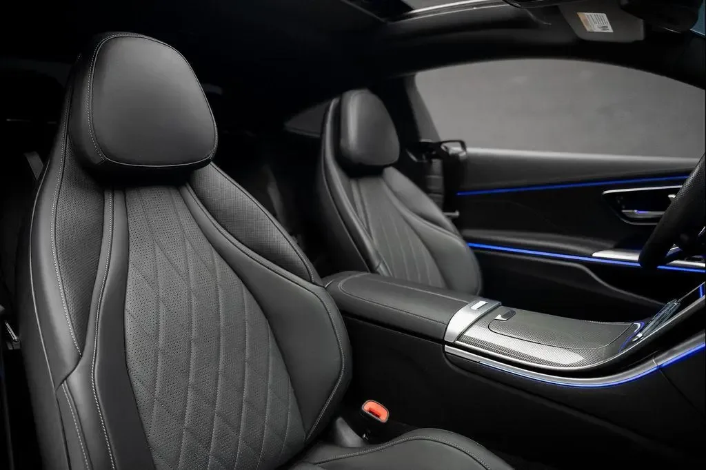 Mercedes-Benz CLE53 AMG AWD Blue - View 5
