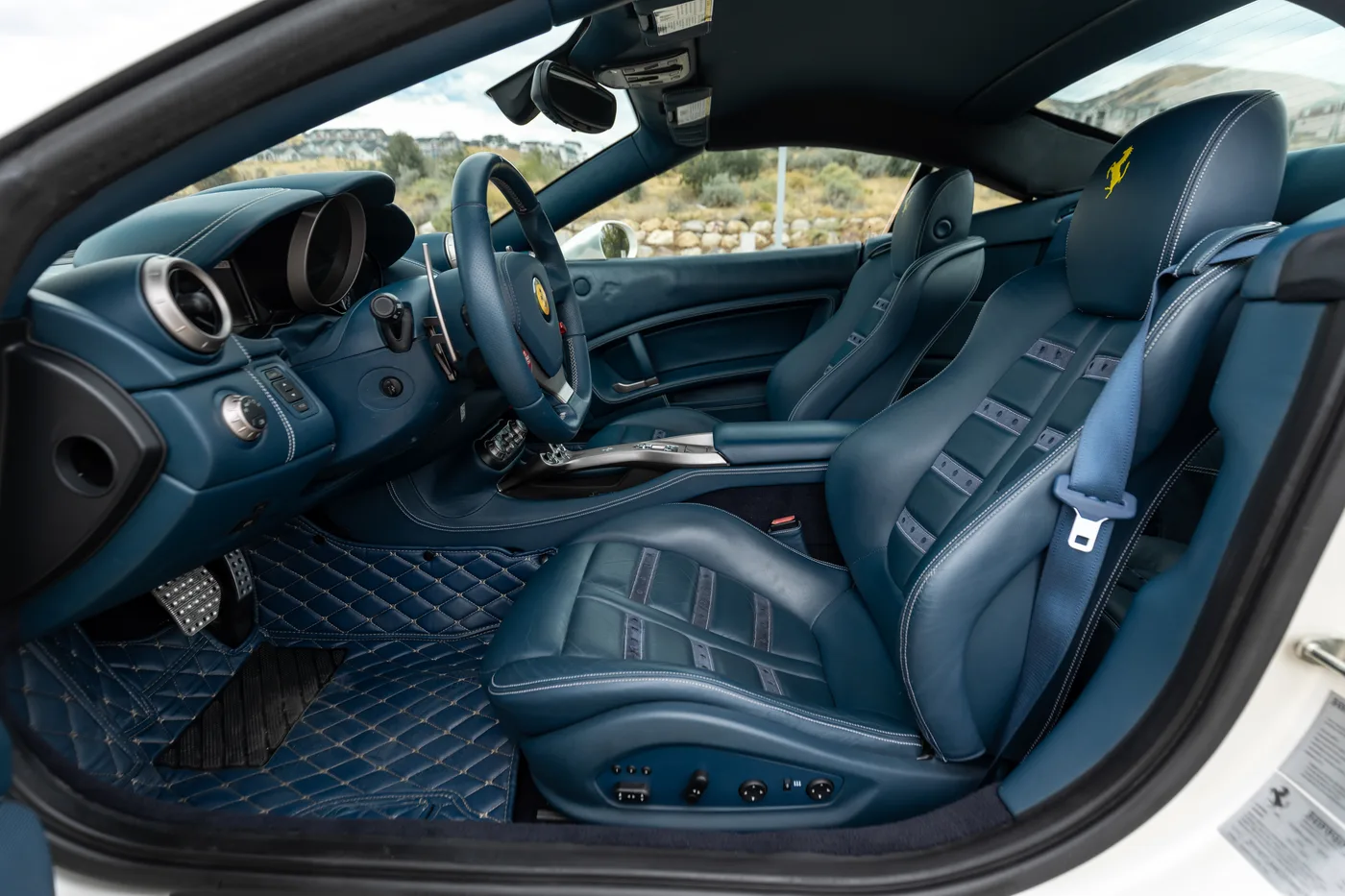 Ferrari California - View 4