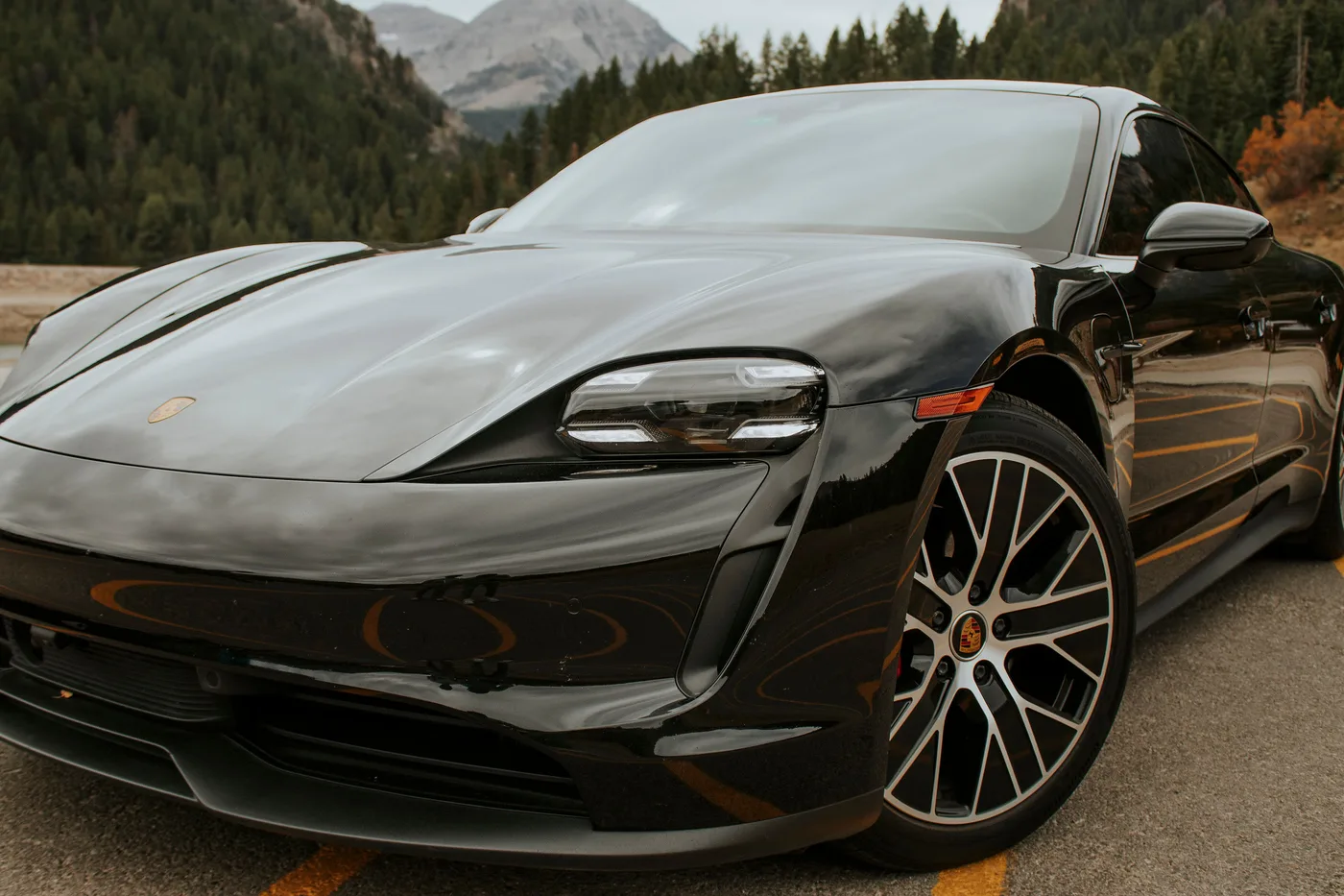 Porsche Taycan 4S - View 5