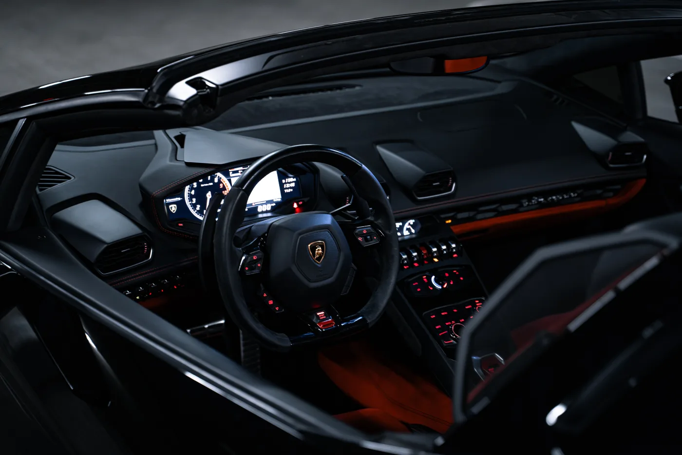 Lamborghini Huracan Spyder - View 10