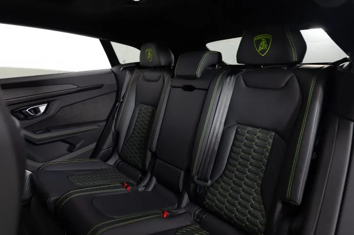 Lamborghini Urus - View 5