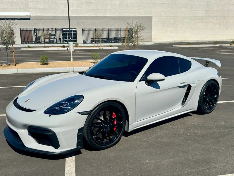 2022 Porsche Cayman 718
