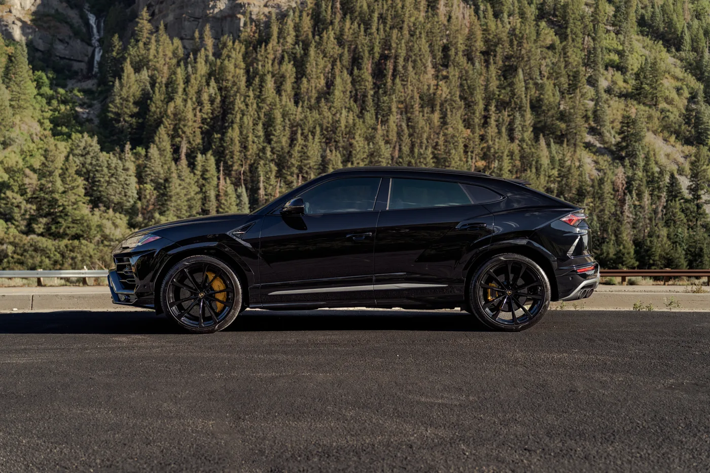 Lamborghini Urus - View 9