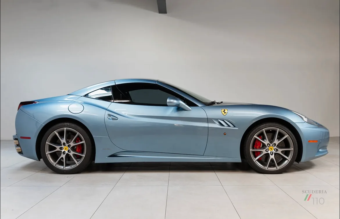2011 Ferrari California GT - View 3