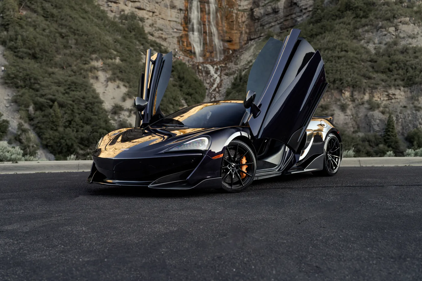 McLaren 600LT - View 2