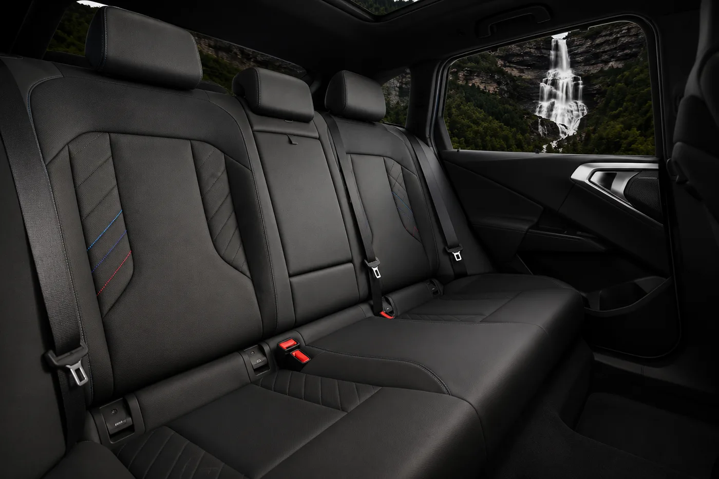 BMW X3M - View 9