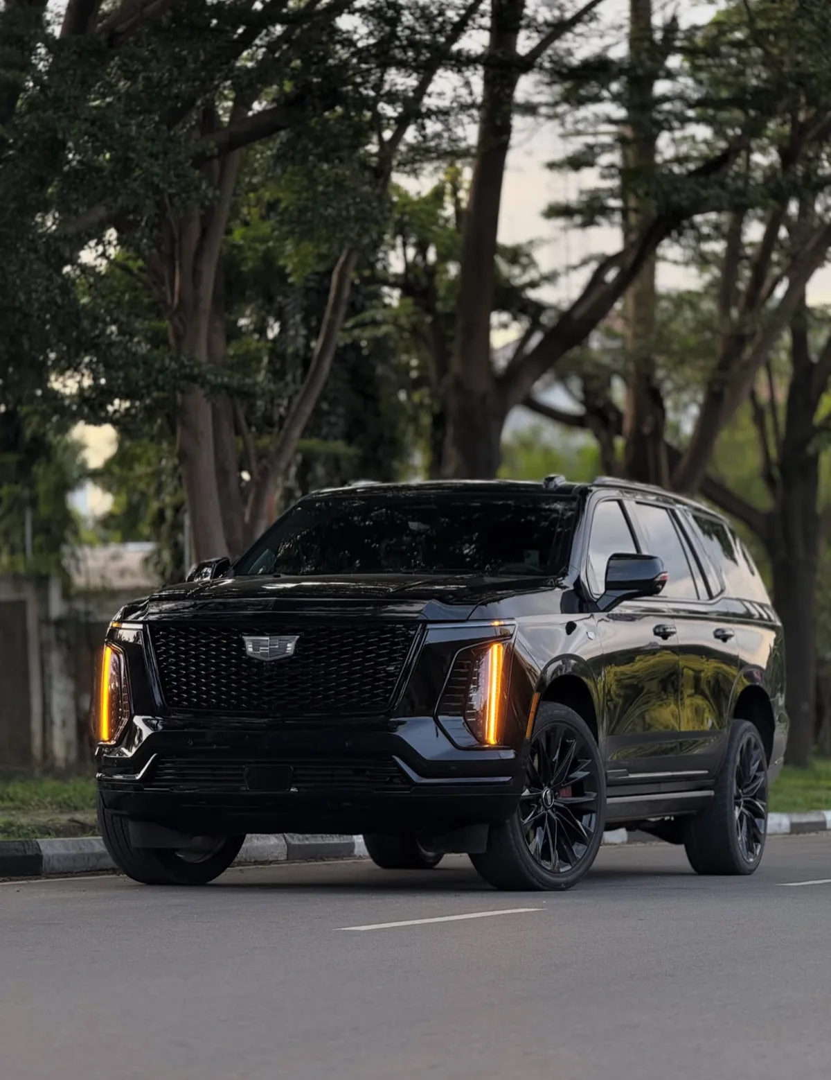 Cadillac Escalade 7-Seats