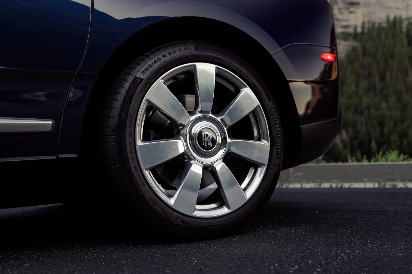Rolls Royce Cullinan - View 10