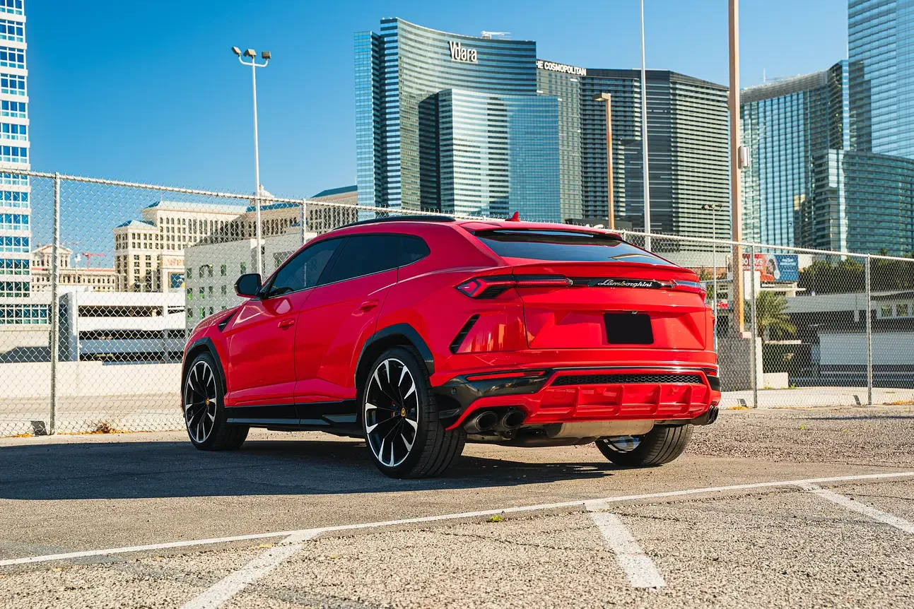 Urus Red - View 8