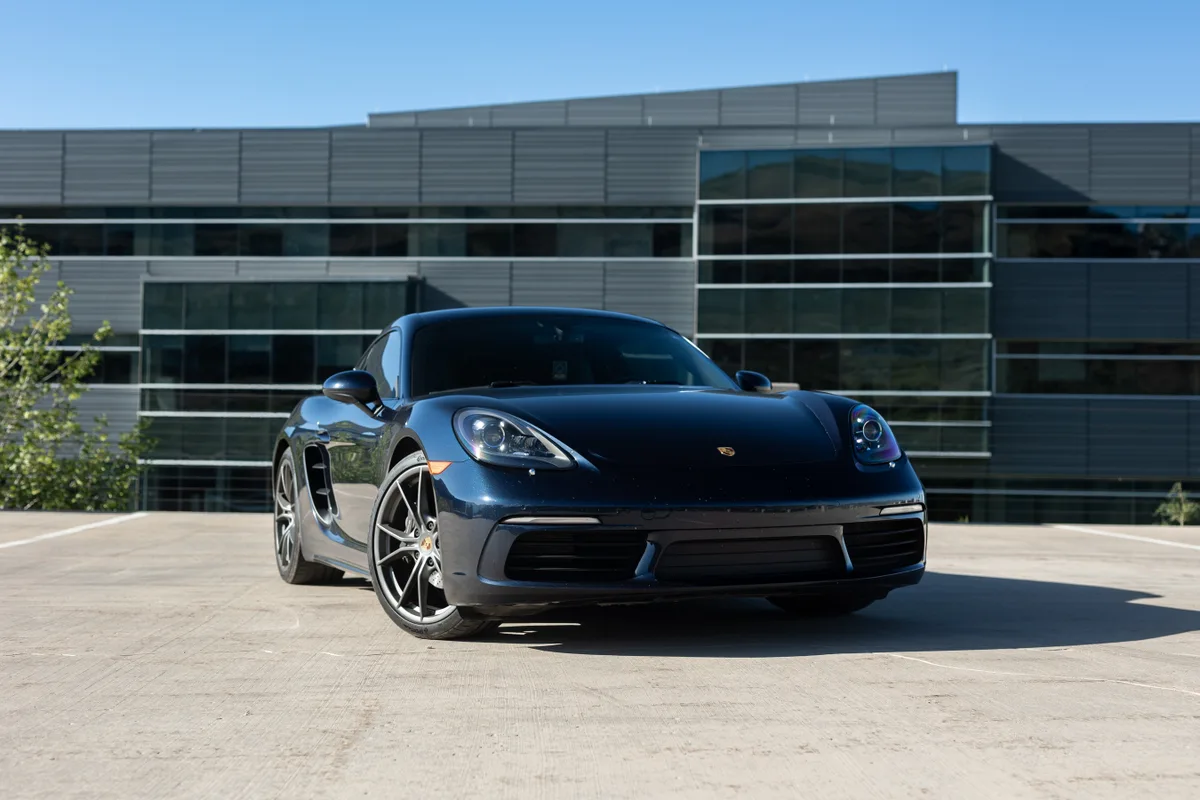 Porsche 718 Cayman