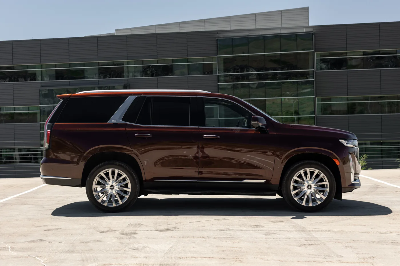 Cadillac Escalade - View 2