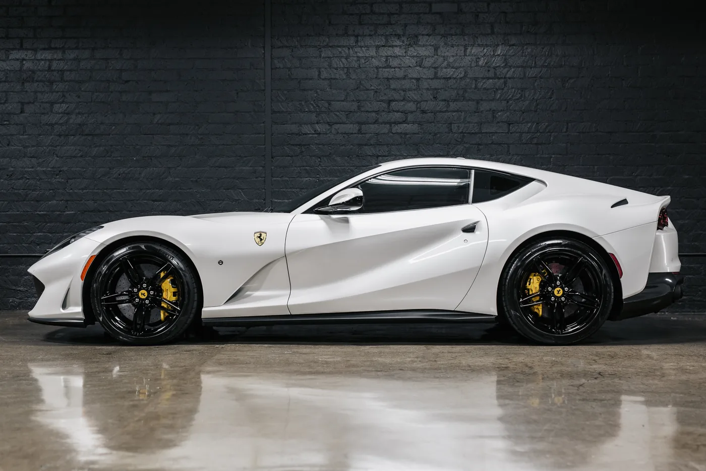 2018 Ferrari 812 Superfast Base - View 4
