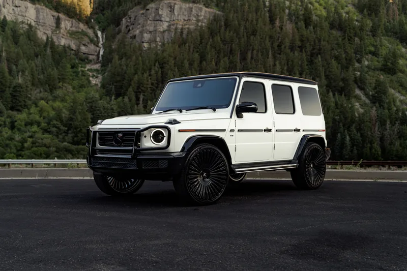 Mercedes-Benz G-Wagon G550 AWD