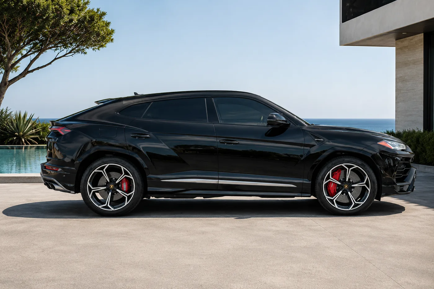 Black Lamborghini Urus - View 2