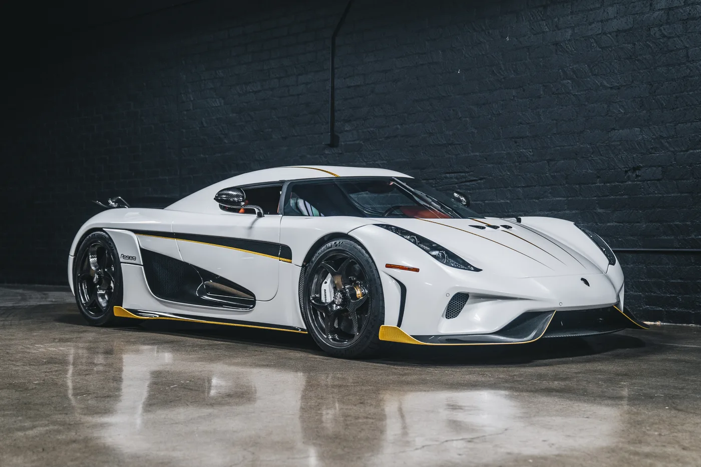 2019 Koenigsegg Regera - View 2