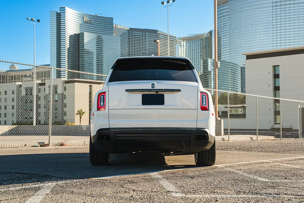White Rolls Royce Black Badge - View 7