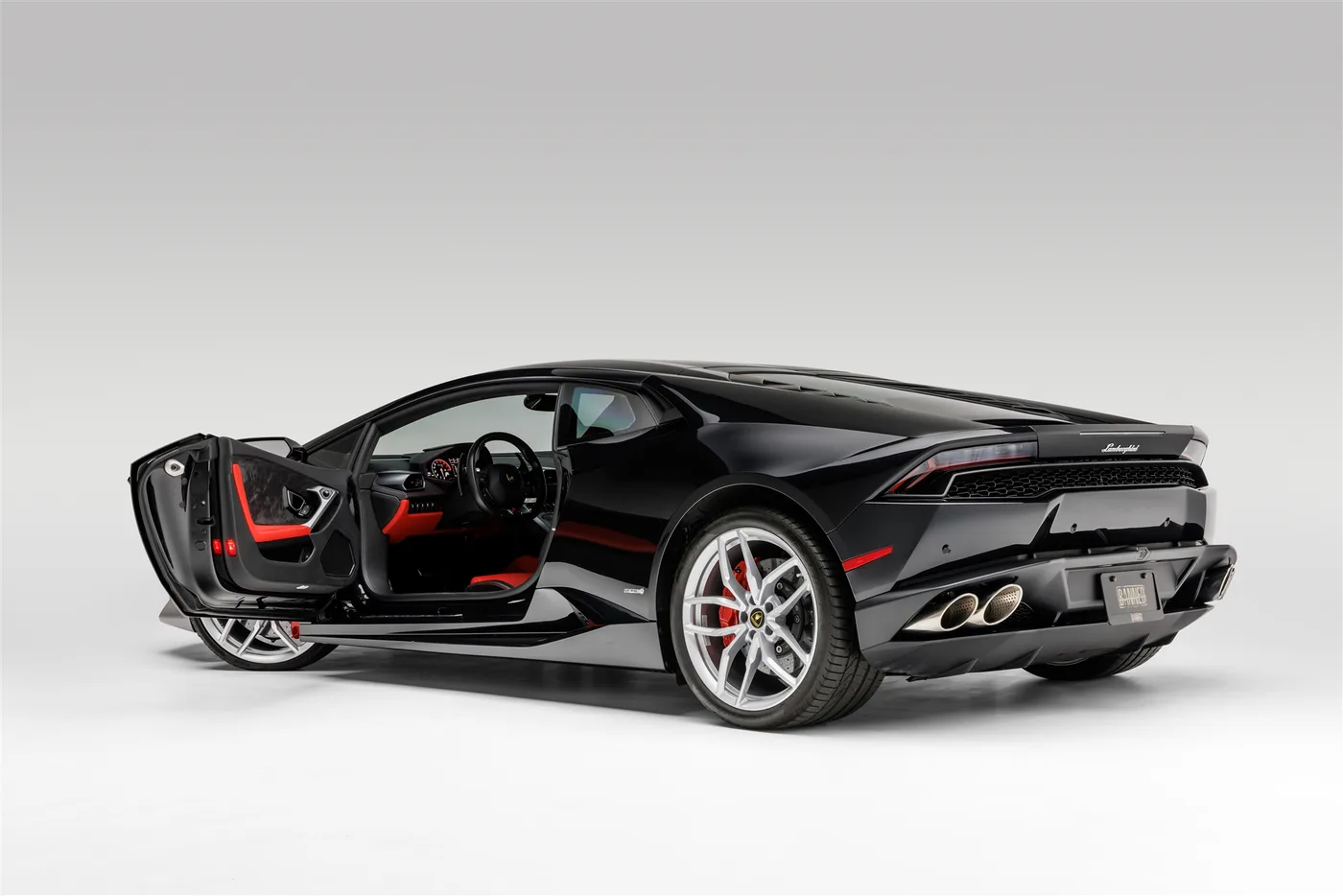 2015 Lamborghini Huracan LP610-4 - View 9