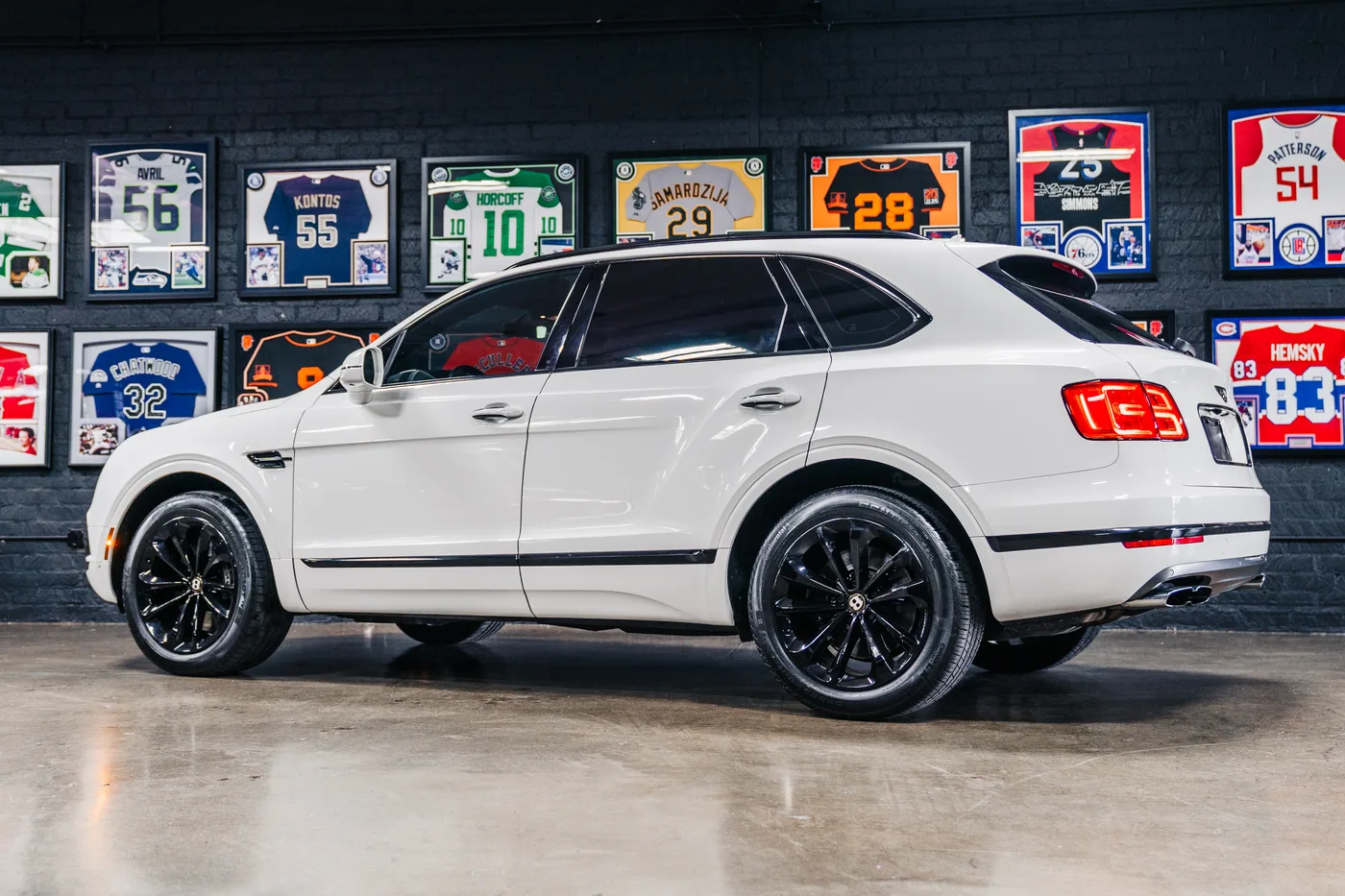 2020 Bentley Bentayga Base - View 7