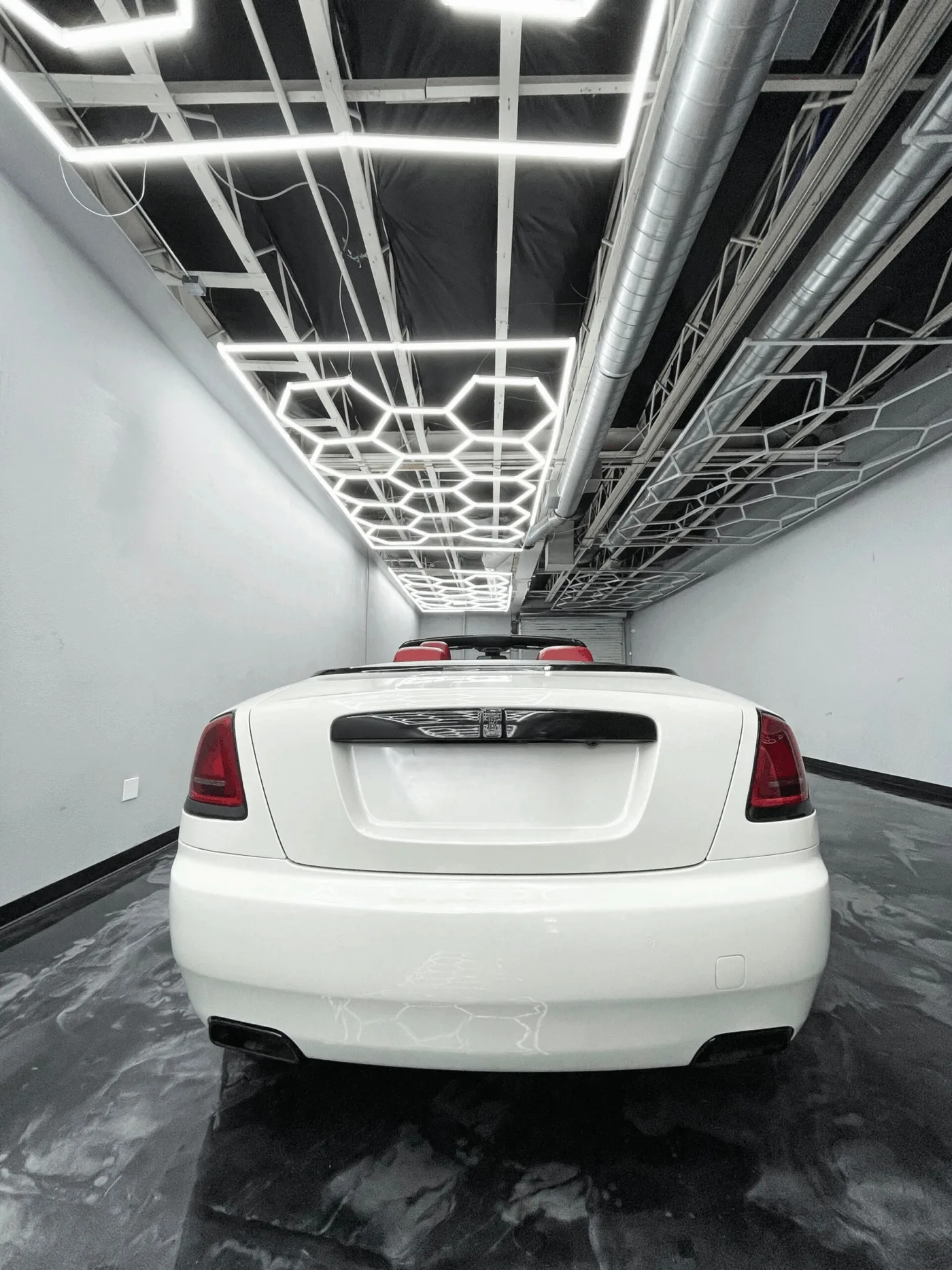 Rolls Royce Dawn White - View 7