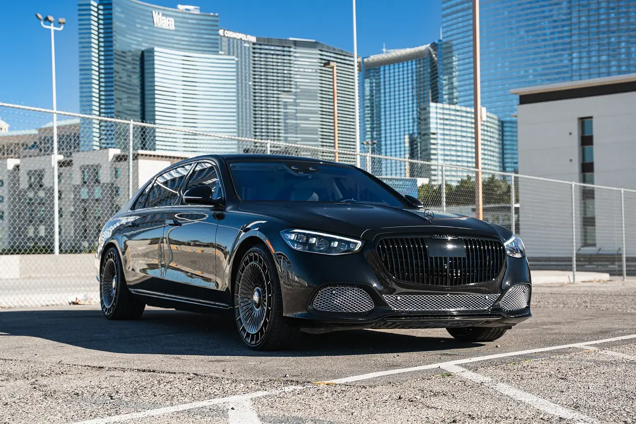 Maybach S680 - View 2