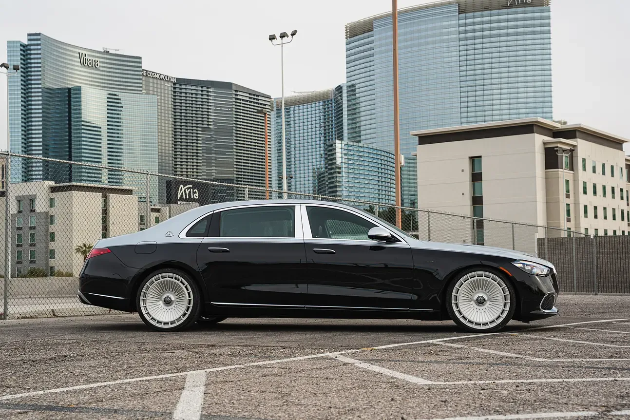 Maybach S580 - View 3