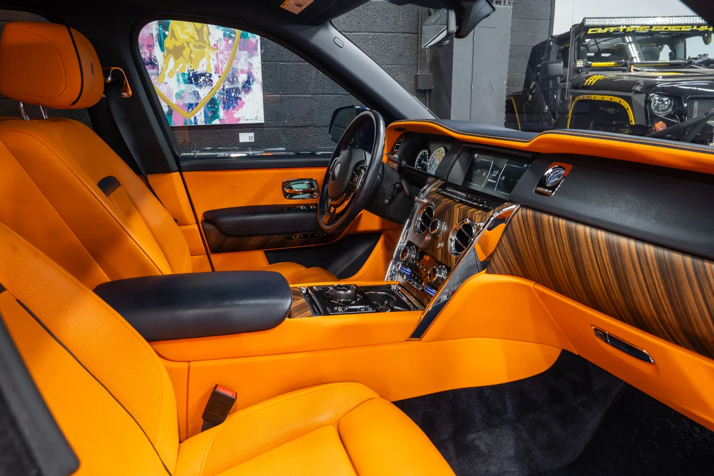 Rolls Royce Cullinan - View 6