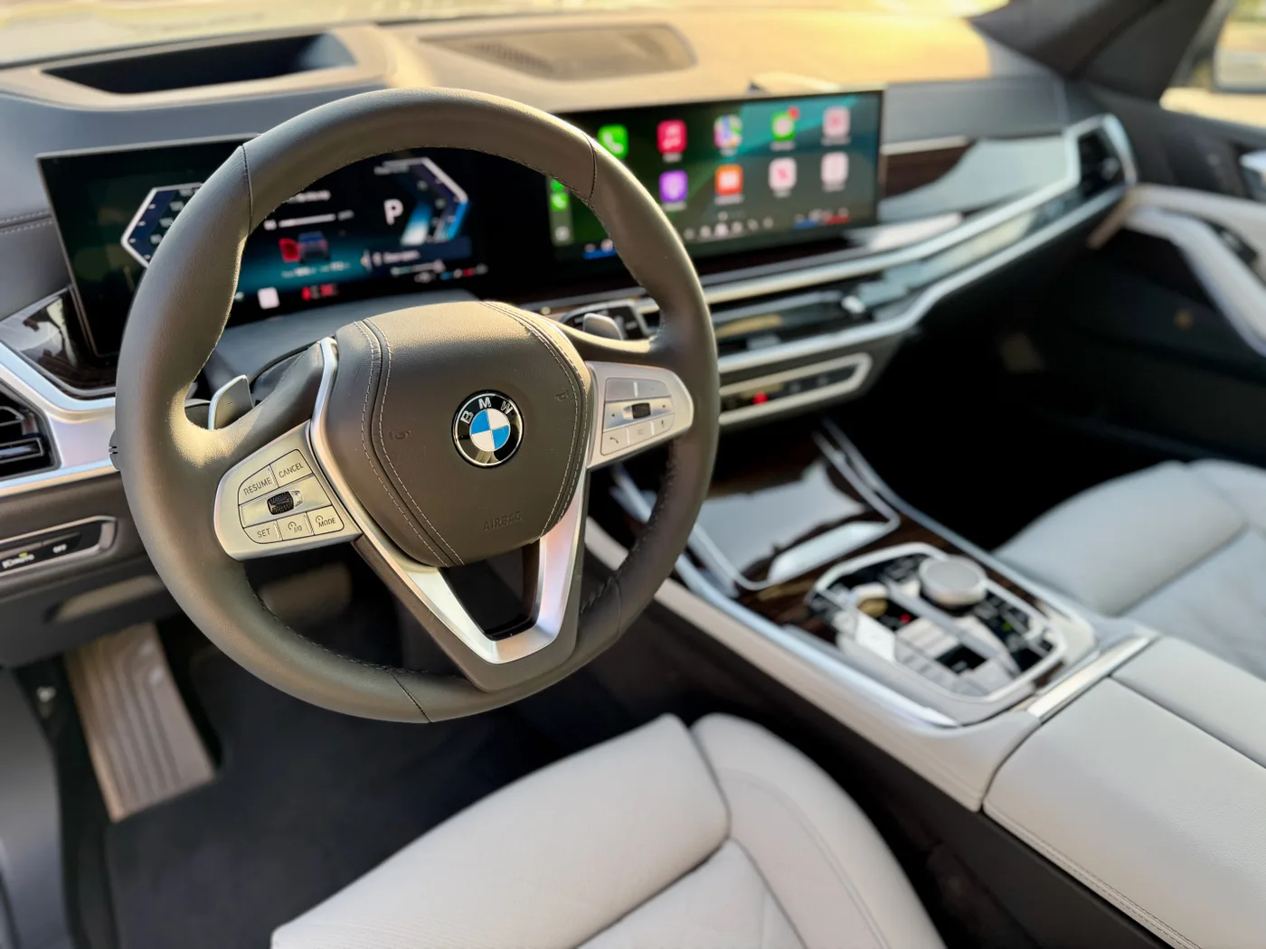BMW X7 - View 2