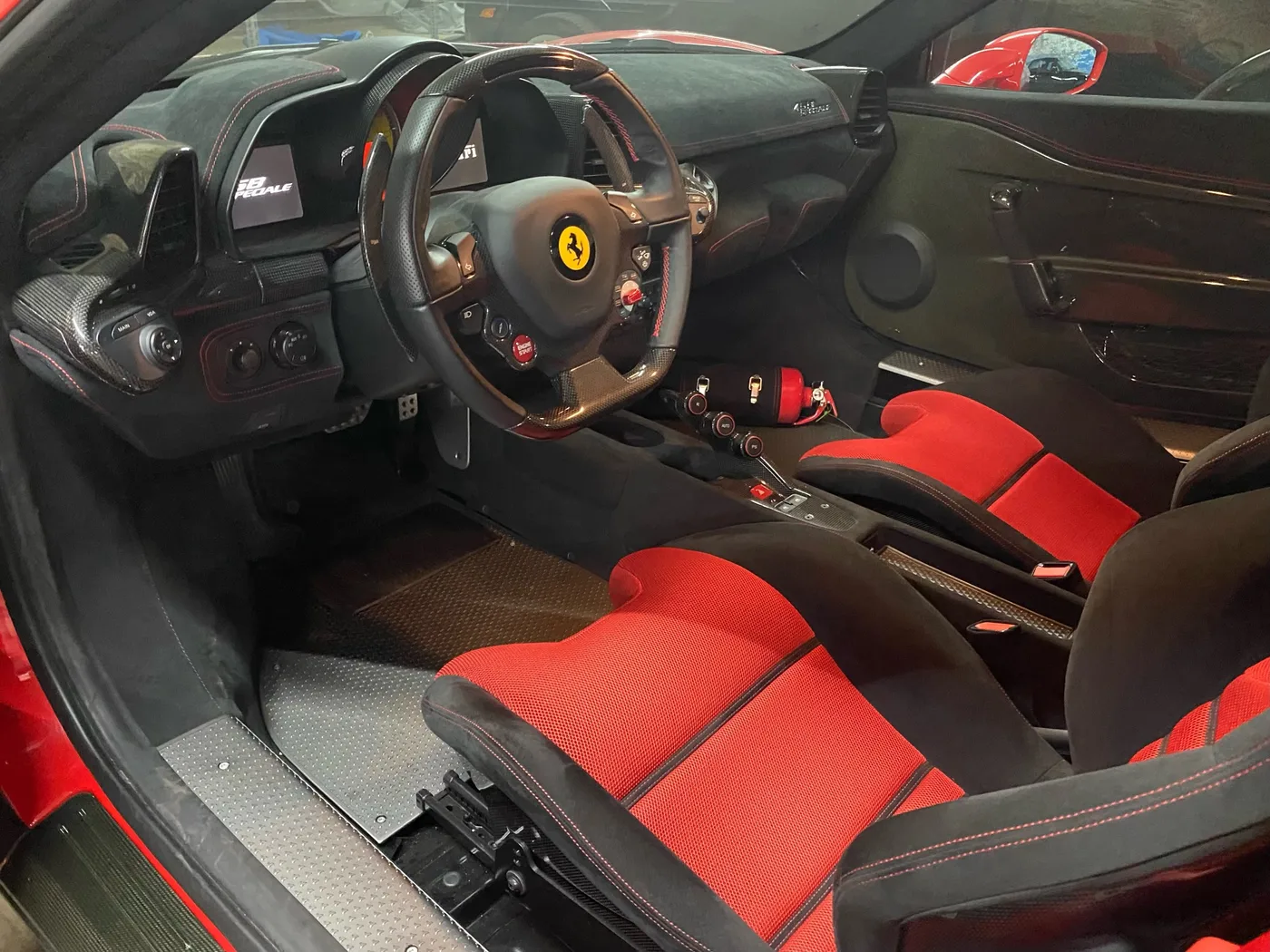 2015 Ferrari 458 Speciale - View 5