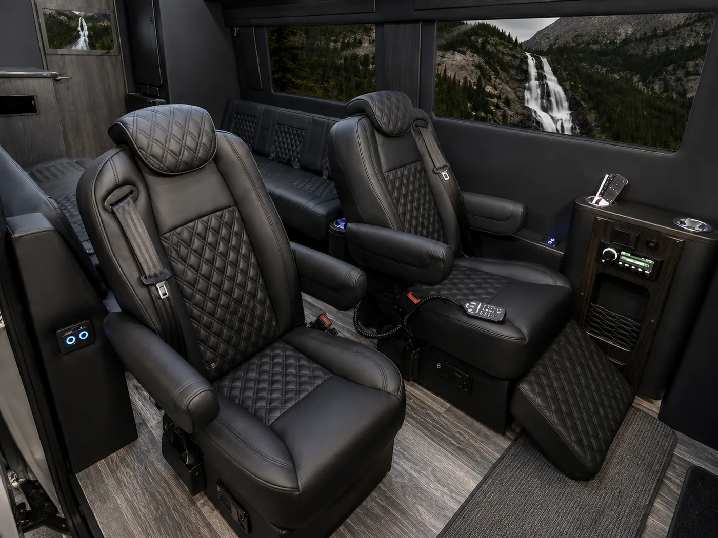 Mercedes-Benz OGV V Cruise 10OTB Sprinter Van - View 6