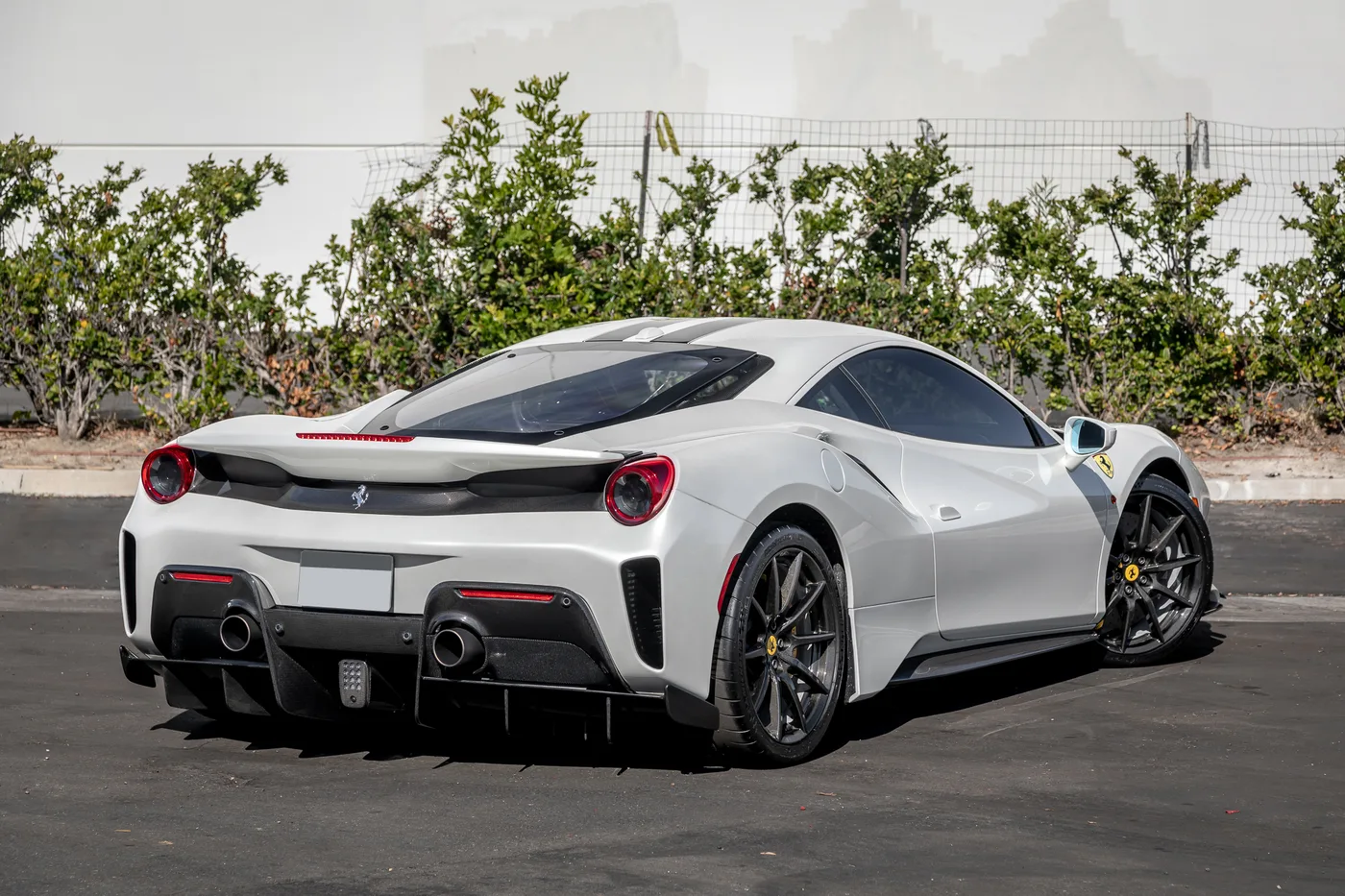 2019 Ferrari 488 GTB Base - View 3
