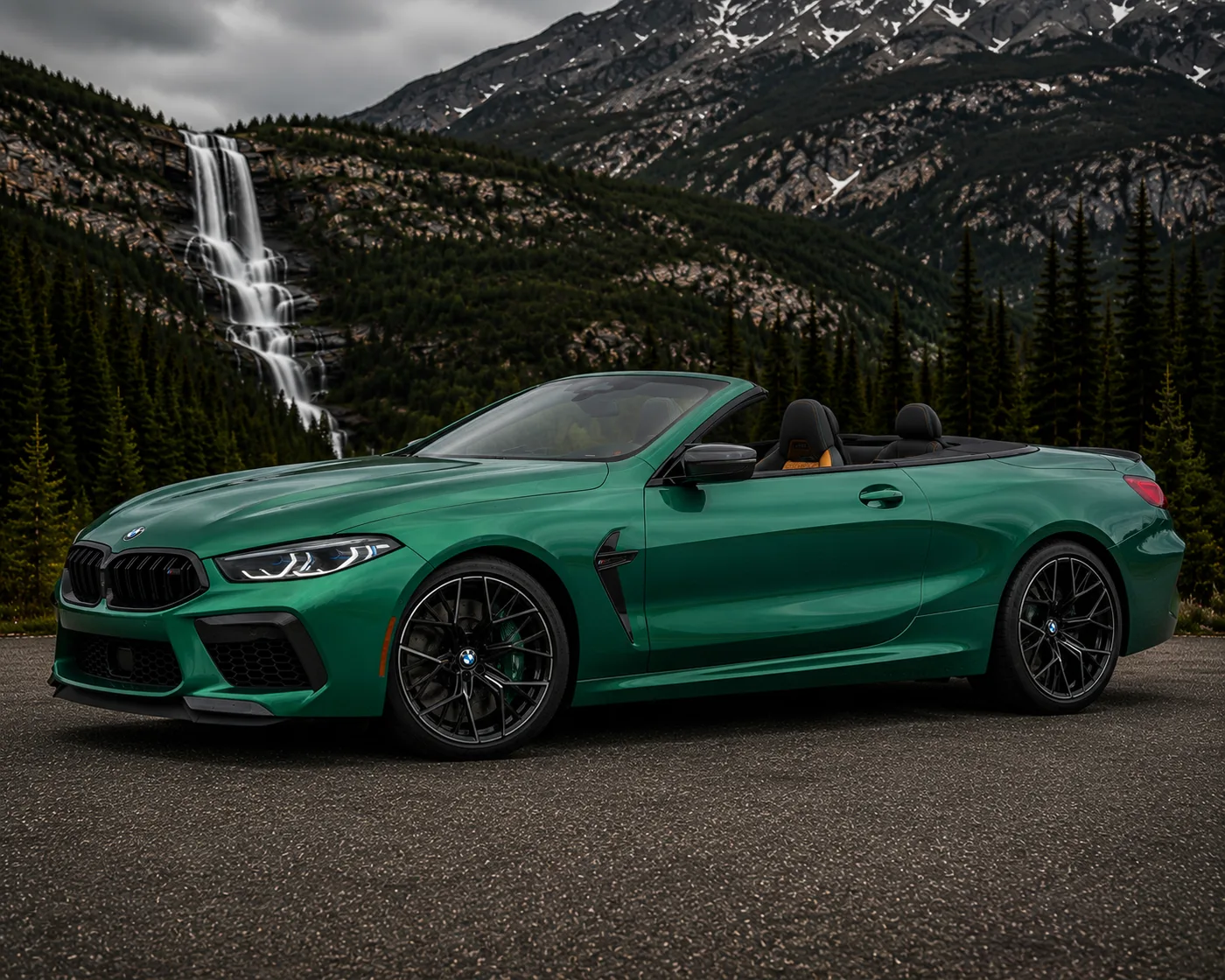 BMW M8 Competition Convertible - View 3